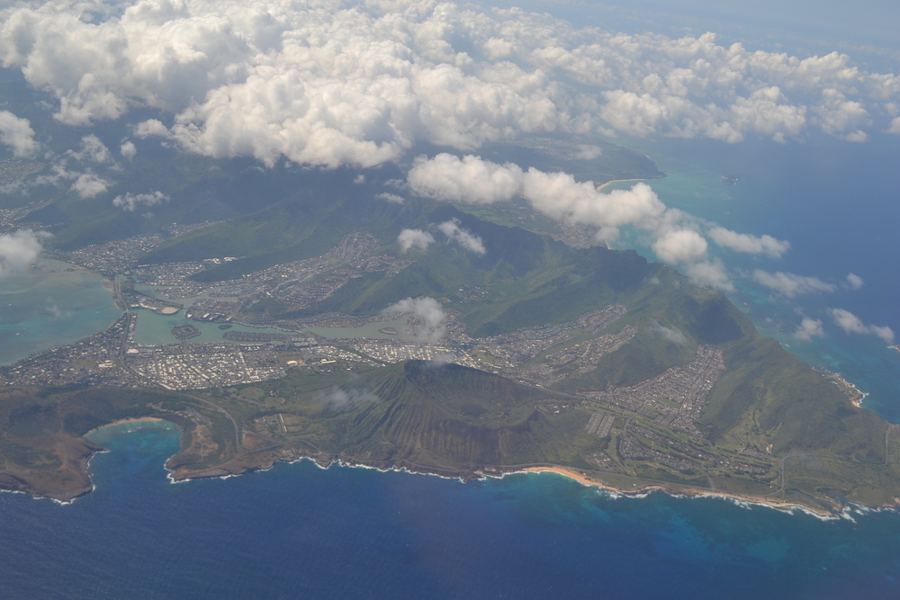 Хаваи, над Ханаума бей, кратерът Коко